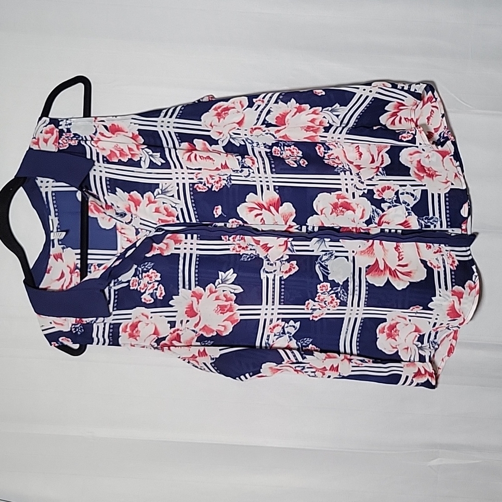 Elle Navy Floral Button Down Top XL